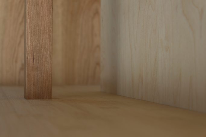sideboard woodgrain detail
